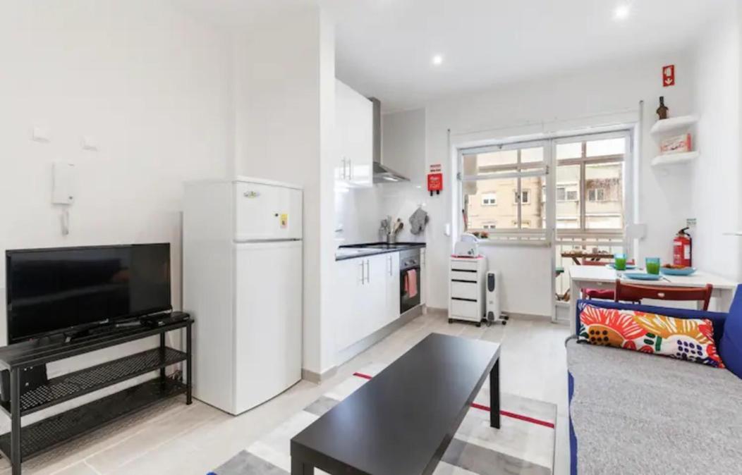Beautiful 1 Bedroom Near Benfica Apartamento Lisboa